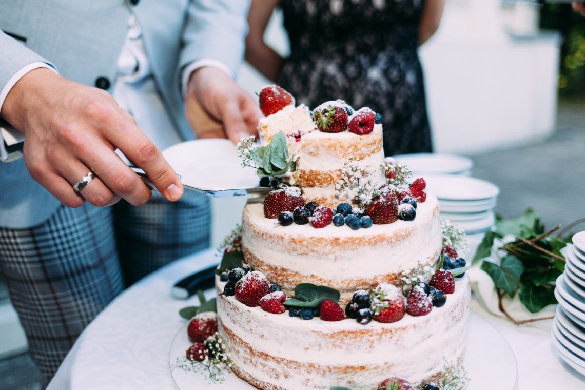 Close up beautiful wedding cake