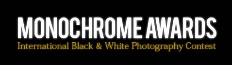 monochrome-awards