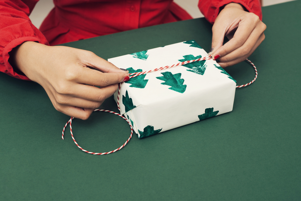 wrapping Christmas gift