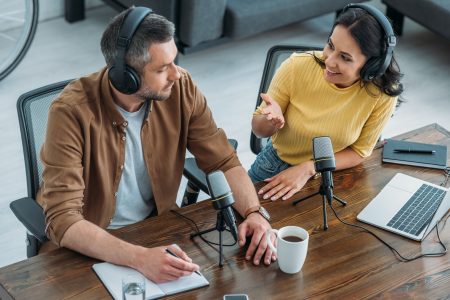 Por Que Os Podcasts São Tão Populares? Um Olhar Sobre O Passado, O Presente E O Futuro
