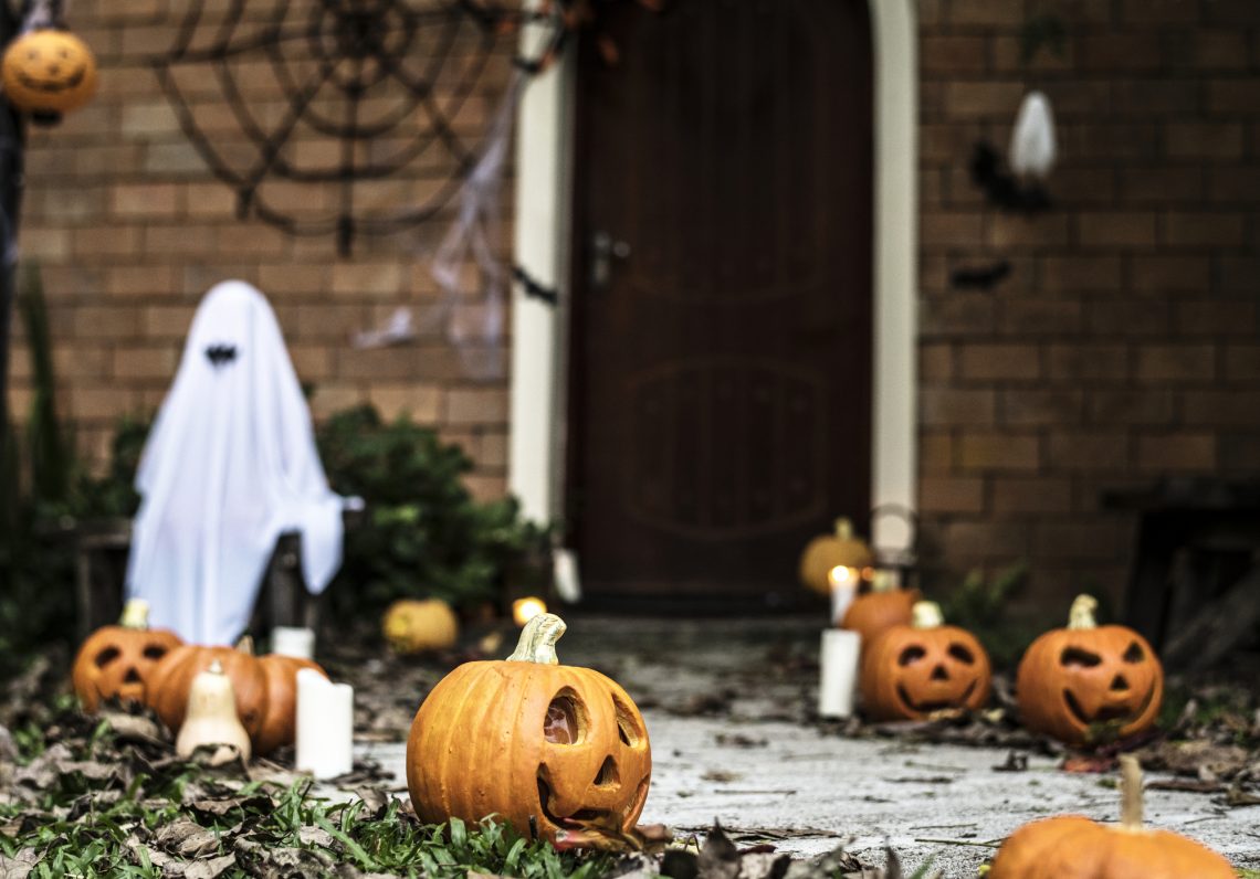 8 Halloween Symbols and Their Meanings