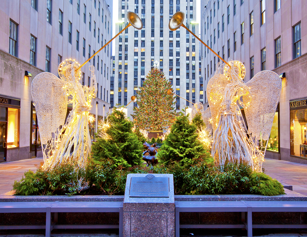 Фото Різдвяна ялинка в Рокфеллерівському центрі на 5-й авеню в Нью-Йорку